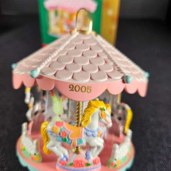 Vintage Heirloom Pretty Ponies Carousel Christmas Tree Ornament # 77 Illuminates - Picture 3 of 11